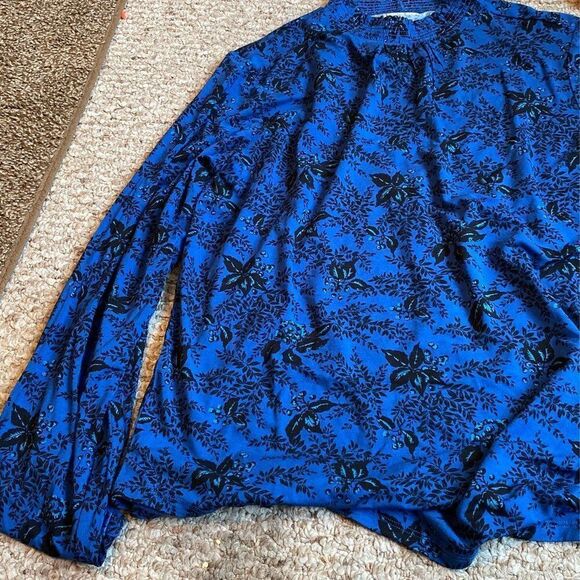 Lands end blouse medium - Picture 2 of 5